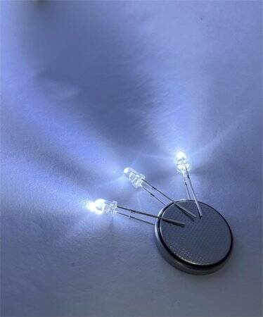 3V 20mA 3mm Beyaz Led 28mm Bacak Uzunluğu - 2