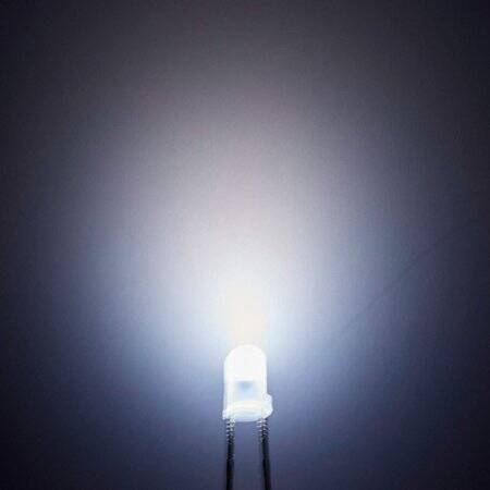 Diffused 18mm Leg 3mm LED Green Use 2V 20mA - 2