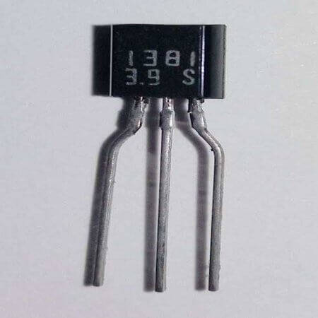 QMN1381 IC-1381 CMOS LSIS FOR VOL. DETEC. 2-4.9V TO92 PAN - 1