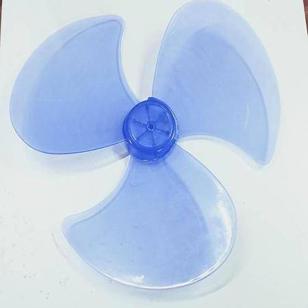 Three-Leaf Fan - 2